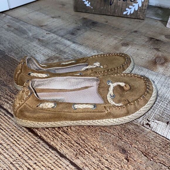 Ugg K Ariana Boat Shoe - Picture 3 of 10